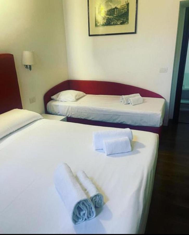 Laterani Dfm Hotel Rome Exterior photo