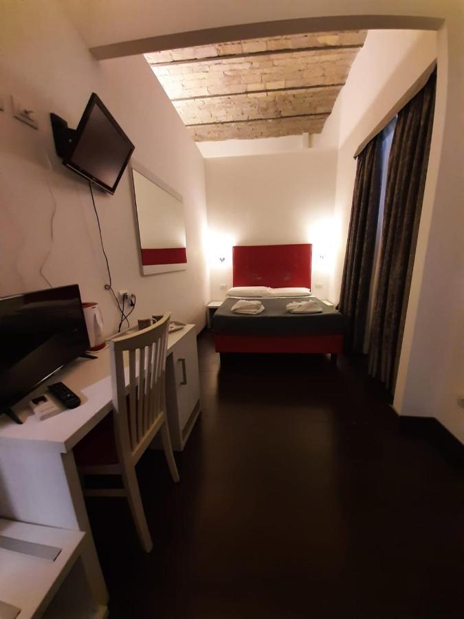 Laterani Dfm Hotel Rome Exterior photo