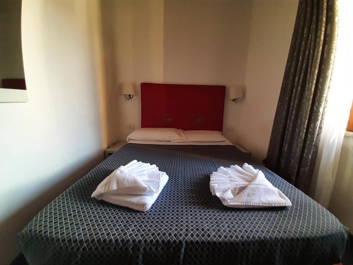 Laterani Dfm Hotel Rome Exterior photo