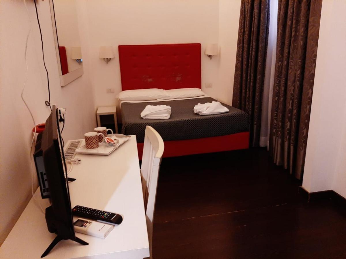 Laterani Dfm Hotel Rome Exterior photo
